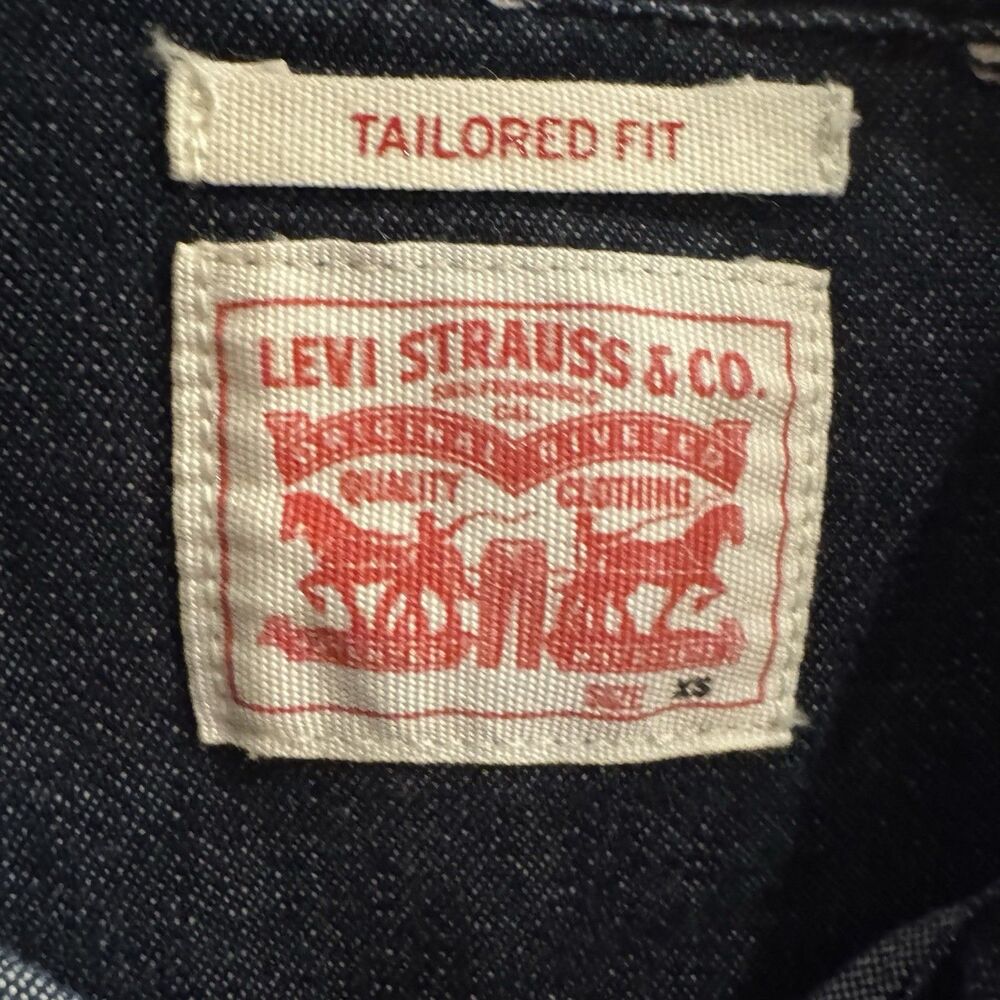 Levi’s Women's Indigo Denim Western Snap Shirt Tailored Fit XS - Picture 3 of 12